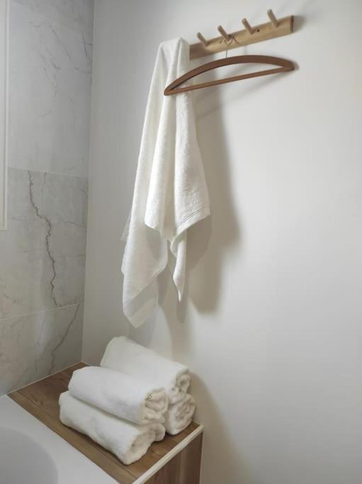 Вилла Maison Neuve De Plain-Pied Pipriac Экстерьер фото